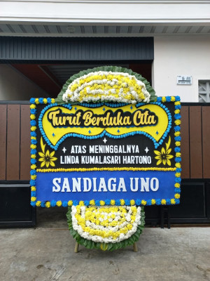 Papan Bunga Duka di Plalangan