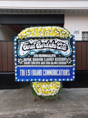 Papan Bunga Duka di Plalangan